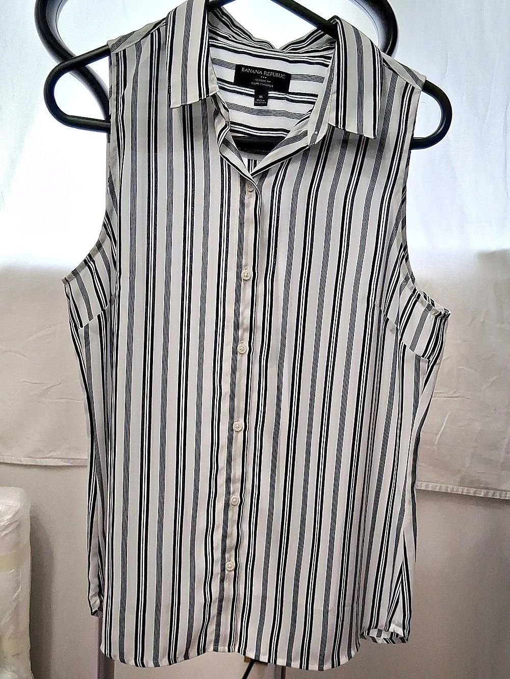 20" ptp Banana Republic Striped Sleeveless Top, White & Black